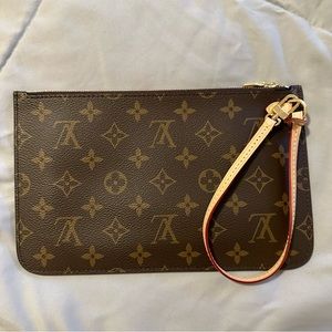 Louis Vuitton Wristlet Monogram